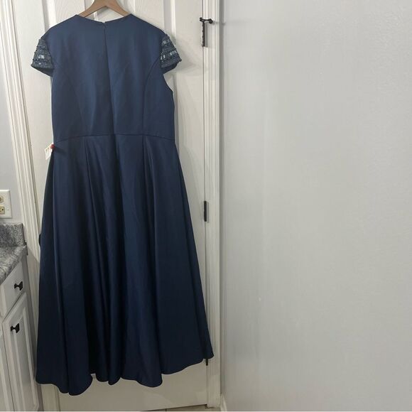 NWT Mac Duggal Women's Ieena High Neck Cap Sleeve Tea Length Dress sz 18 - Picture 5 of 10